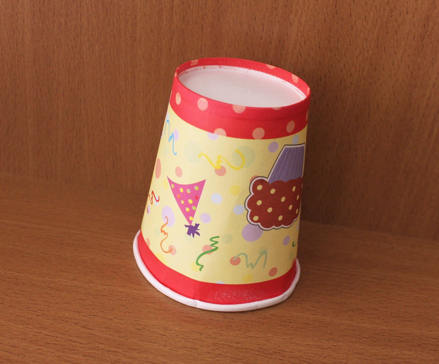 Kids Birthday Party - Paper Glass Red Cream(Pack of 12) freeshipping - GeekGoodies.in