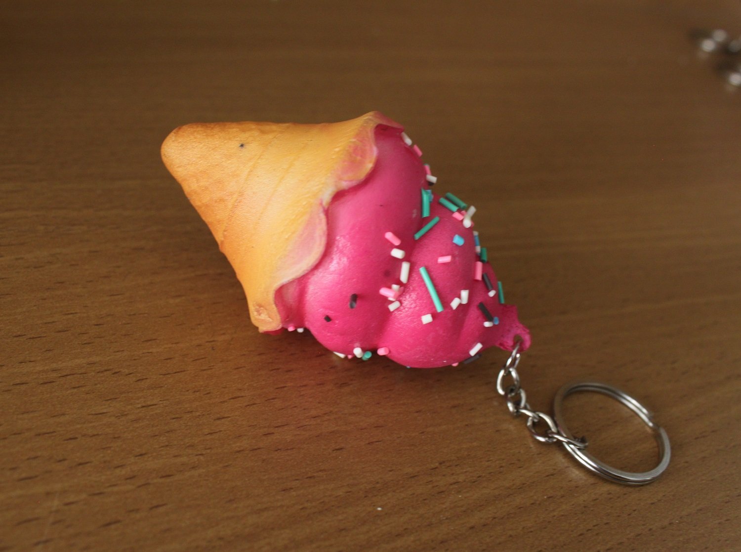 Ice Cream Stick Keychain Chocolate Scented Red + Ice Cone Single Scoop freeshipping - GeekGoodies.in